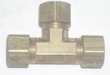 Brass Compression Tee w 1/2 inch w Nuts Plumbing Fittings Lead Free