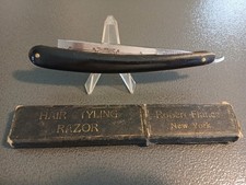 Vintage Wade  Butcher 5/8" Straight Razor With Box