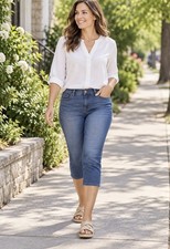 Riders by Lee Womens Denim stretch Capris Medium Wash Cropped Jeans Size 16M