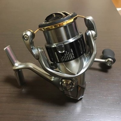 SHIMANO TWIN POWER 2500S Spinning Reel Smooth Gear Ratio Fishing Reel