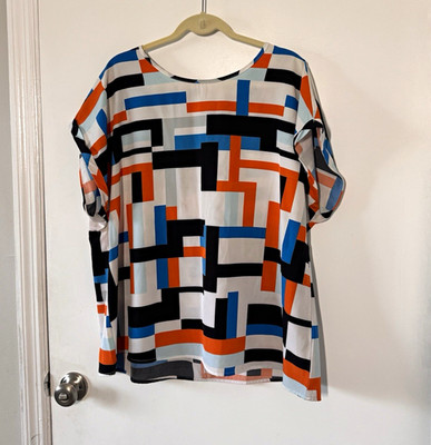 Women s Multicolor Geometric Round Neck Short Sleeve Button Back Blouse 3XL