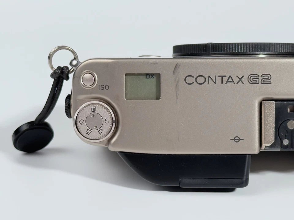 Cámara fotográfica telémetro Contax G2 35 mm - solo cuerpo, titanio Foto 3 de 4