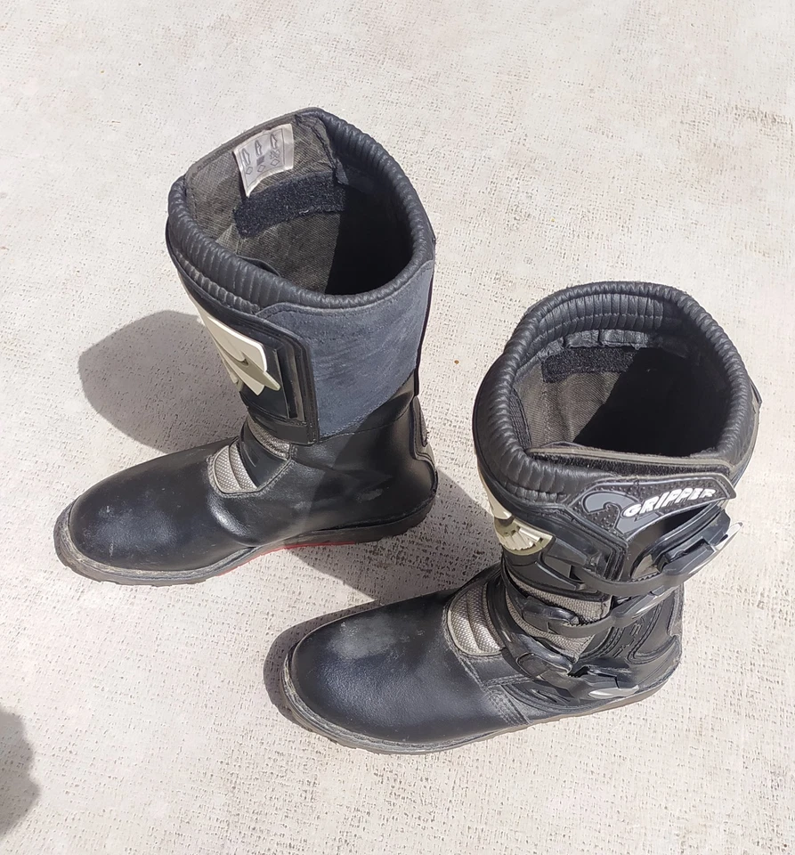 Stivali Cross Enduro FORMA Usato, Colore Nero Grigio Tg 43 - Imagen 3 de 4