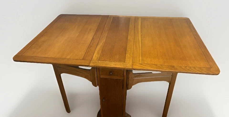 Harris Lebus Gate-Leg, Dining Table With Drawer & Cupboard To Each Side 6 Seater - Image 2 of 4