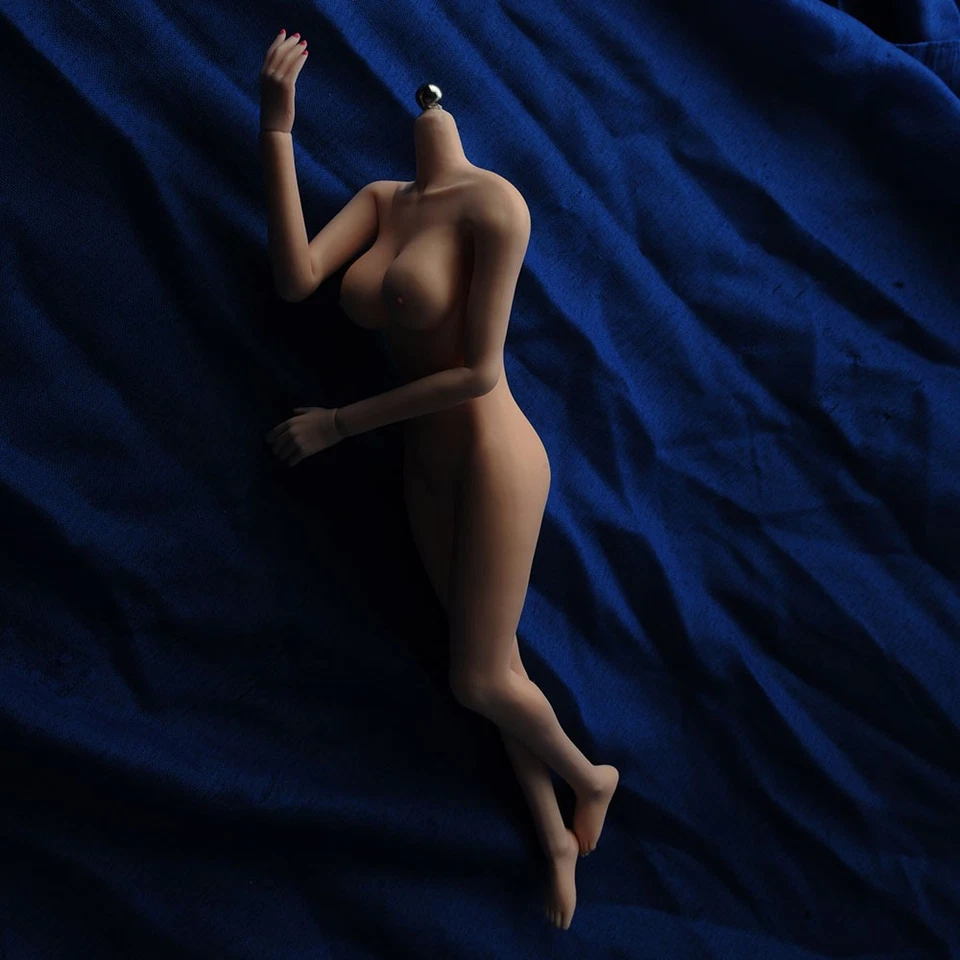 JIAOU DOLL JOQ-07F 1/6 Female Pink Big Bust Seamless Body For 12" Action Figure - Image 4 of 4