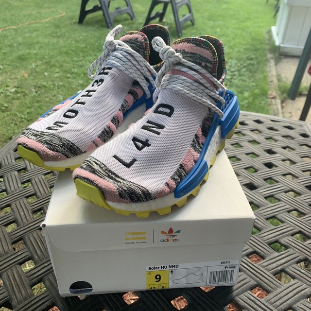 l4nd sneakers