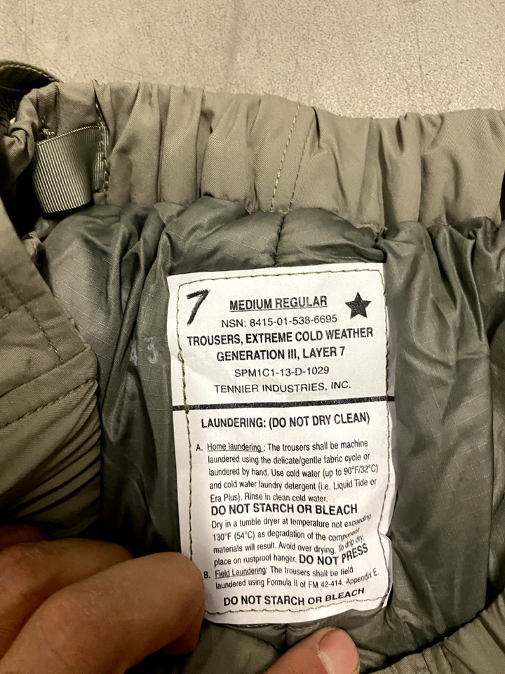 USGI Extreme Cold Weather Trousers Primaloft Level 7 Gen III NWOT Medium Regular - Image 3 of 4