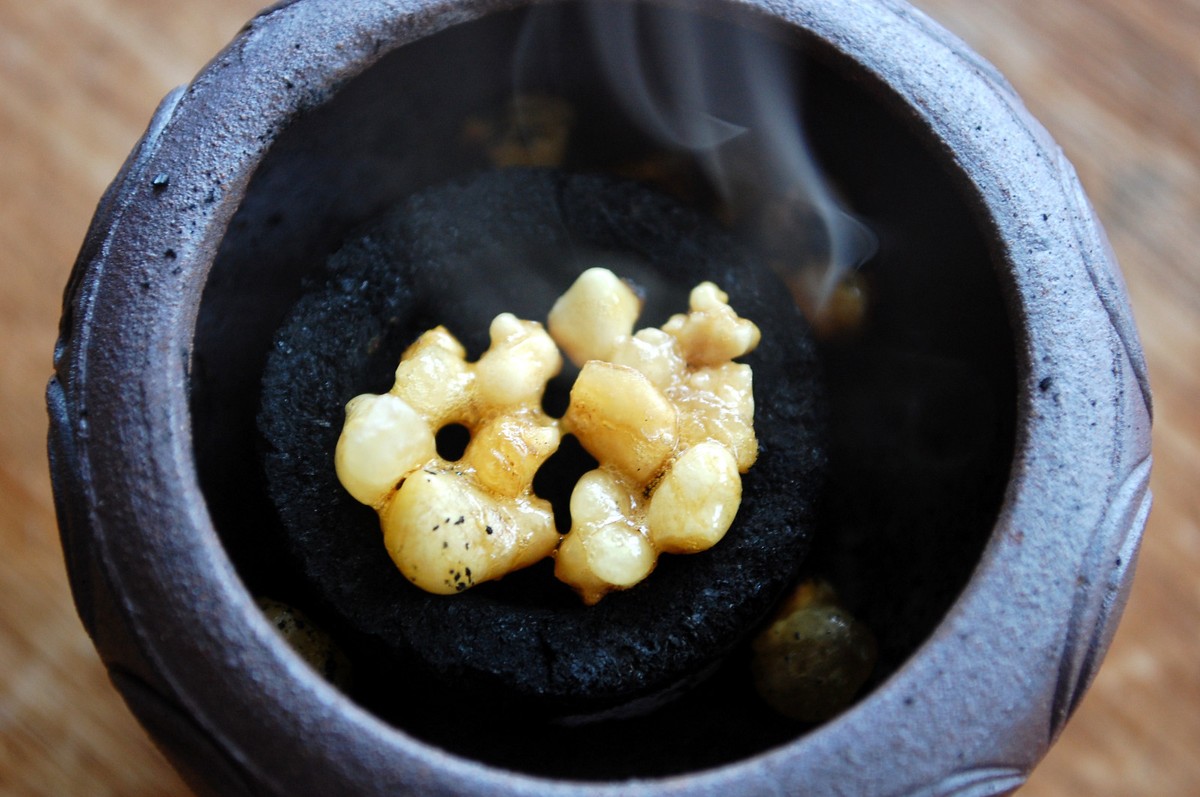 Superior Hojary Sacred Frankincense resin Oman ,Boswellia sacra