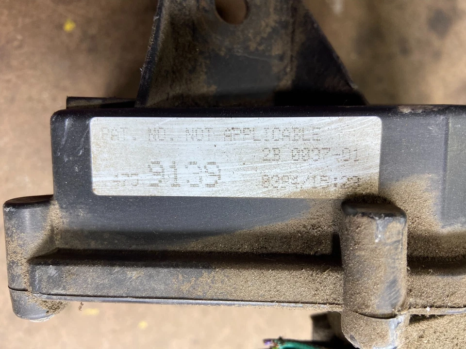 Dodge Intrepid Concorde 1994 1995 motor control informático ECM ECU M5117 OEM DG Foto 3 de 4