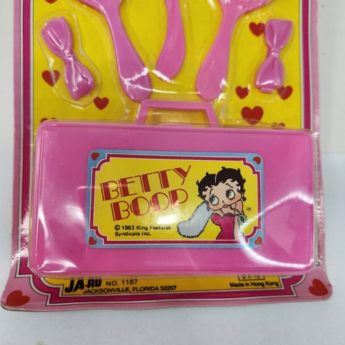 VINTAGE 1983 JA-RU BETTY BOOP TRAVEL SET BARRETTES COMB BRUSH MIRROR CASE NEW - Picture 6 of 7