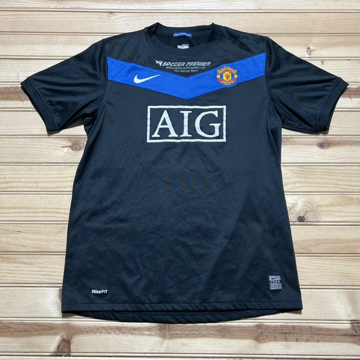 25+ Nike Manchester United International Club Soccer Fan Shirts