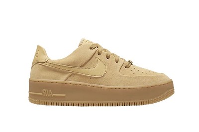 Womens Nike Air Force 1 Low Sage Size 6 UK 40 EUR Honey Yellow CT3432 700 |  eBay