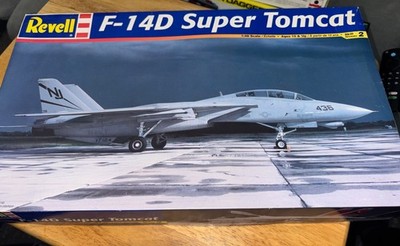 Revell Model Kit 85-4729 Navy F-14D Super Tomcat Fighter Jet New In Open Box