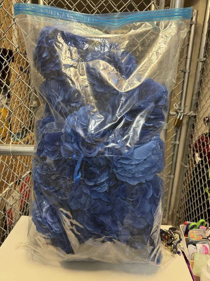 15 Piezas AZUL REAL 6" Rosas de Seda Flores Bolas para Besos Boda Eventos Centros de Mesa Foto 3 de 3