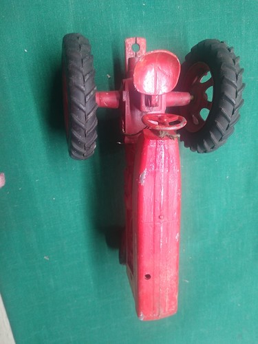 IH International Lot Of 5 1:16 Farm Tractors & Wagon For PARTS and Restoration - Picture 19 of 19