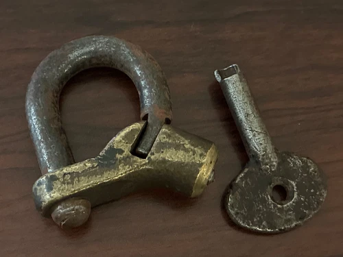 Original Civil War Relic Artillery Cannon Limber Chest Lock - Padlock w/ KeyOrig