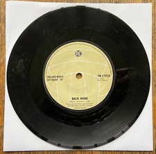 1970 'BACK HOME' England World Cup Squad. 45rpm Single 7" Vinyl Record - VG.