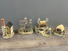 David Winter Cottages Lot Of 4 with Original Boxes