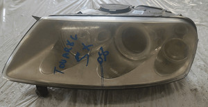 7L6941017BF Projektor Links VOLKSWAGEN TOUAREG (7L) 2.5 R5 TDI DPF SUV