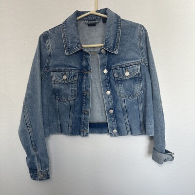 Vero Moda Cropped Light Wash Denim Jacket Size S
