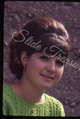 Pretty Woman Big Hair Style 35mm Slide 1960s