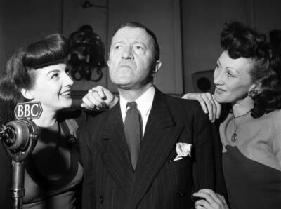 Comedians Linda Joyce, Tommy Handley and Michele de Lys, 1945 Old Photo