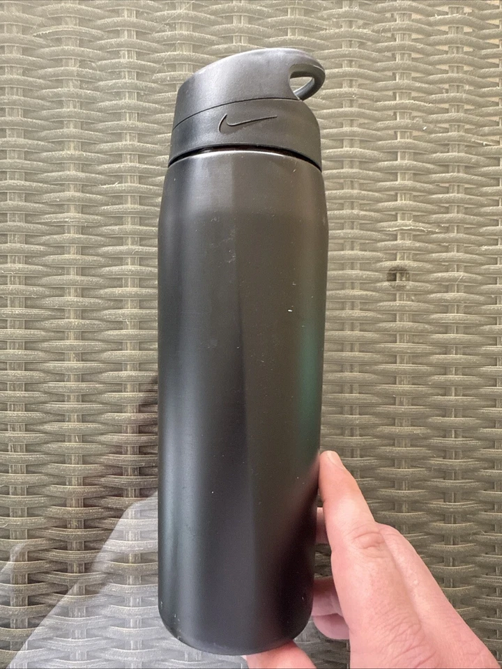 NIKE (24 УНЦИЙ/709 МЛ) SS HYPERCHARGE ВОДЫ БУТЫЛКА МЕТАЛЛИЧЕСКИЙ ТРОЙНОЙ ЧЕРНЫЙ КАК НОВЫЙ РЕДКАЯ - Изображение 2 из 4