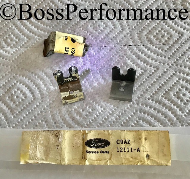 New Boss 429 Mustang spark plug wire clips 3 Sets (21) w/ screws Dealer