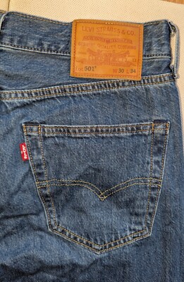 Levi's 501 Original Fit Jeans W30 L34 Button Fly Made in Vietnam