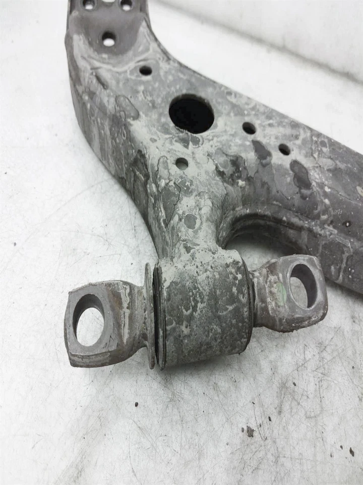 Lexus Es300h 2013-2018 Front Left Driver Lower Control Arm 48069-33080 Japan Bui - Image 4 of 4