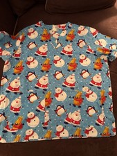 EUC Winter Holiday Christmas Snowman Penguin Reindeer Santa Scrub Top Size L