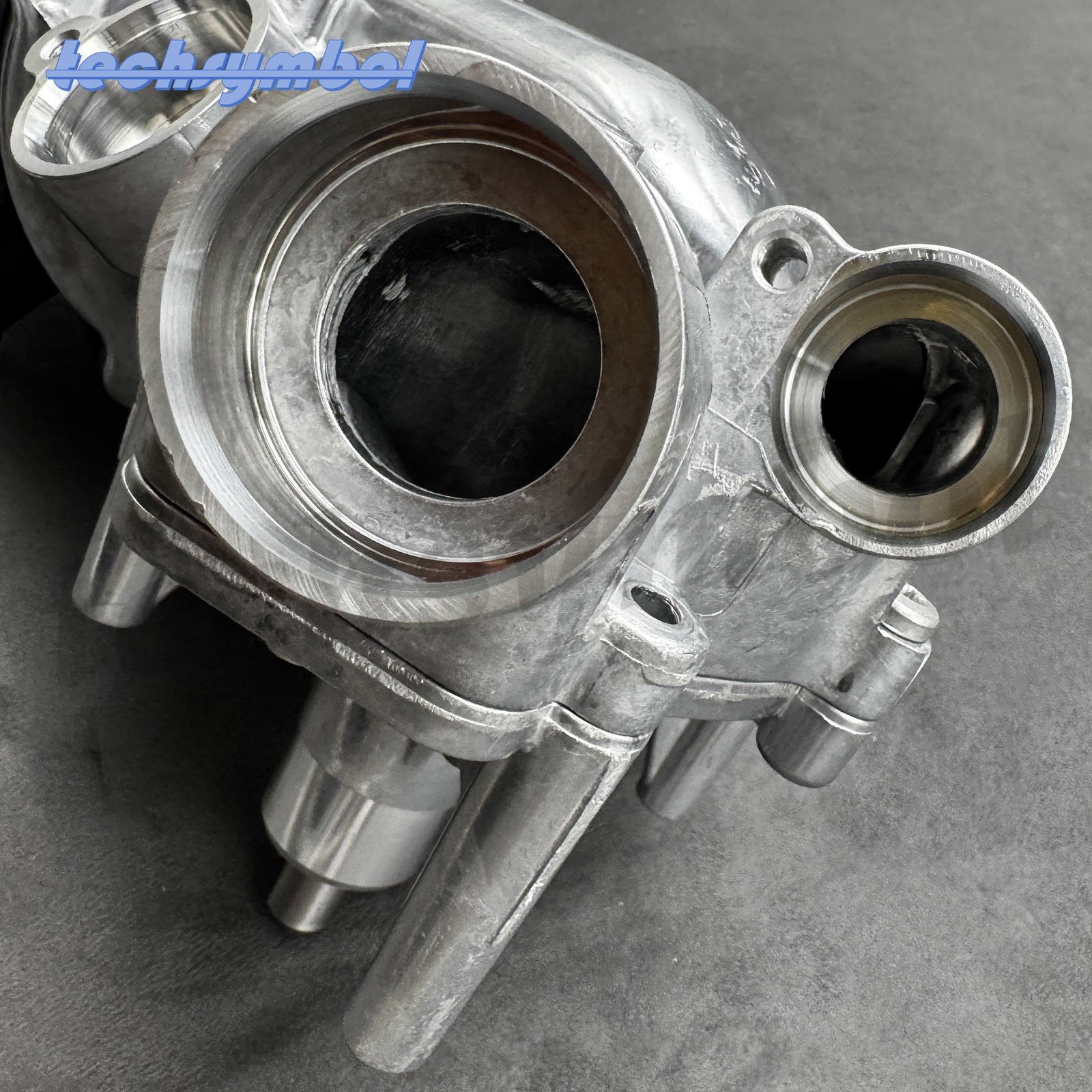 Bentley Continental GT 2013-2018 Water pump P/N 079121010A
