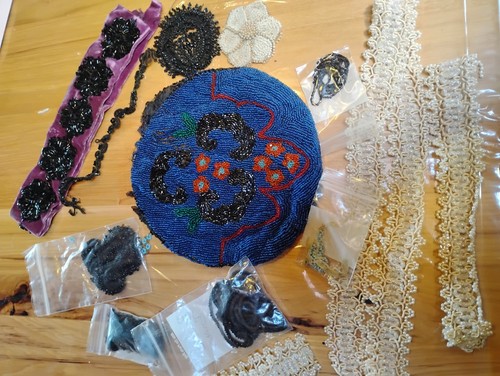 Lot Of Vintage Beaded Items For Crafts Or Repair Small Beads Repurpose 