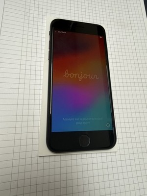 Apple iPhone SE 2020 64GB Black Handy Smartphone ohne Simlock, guter Zustand 