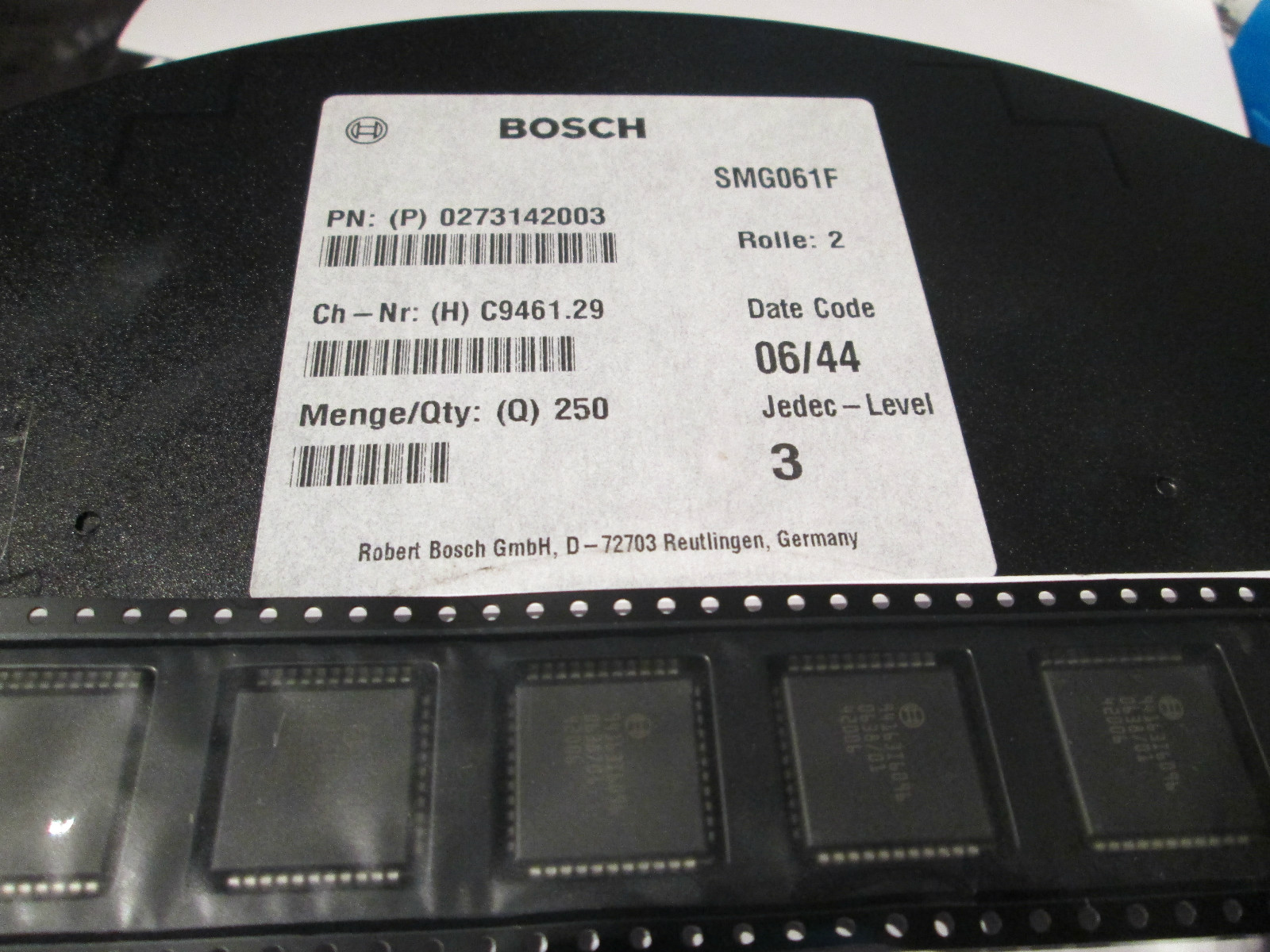 SMG061F, Bosch, 0273142003, rotation rate sensor, 5V,-40 - 105°, PLCC44, digital output