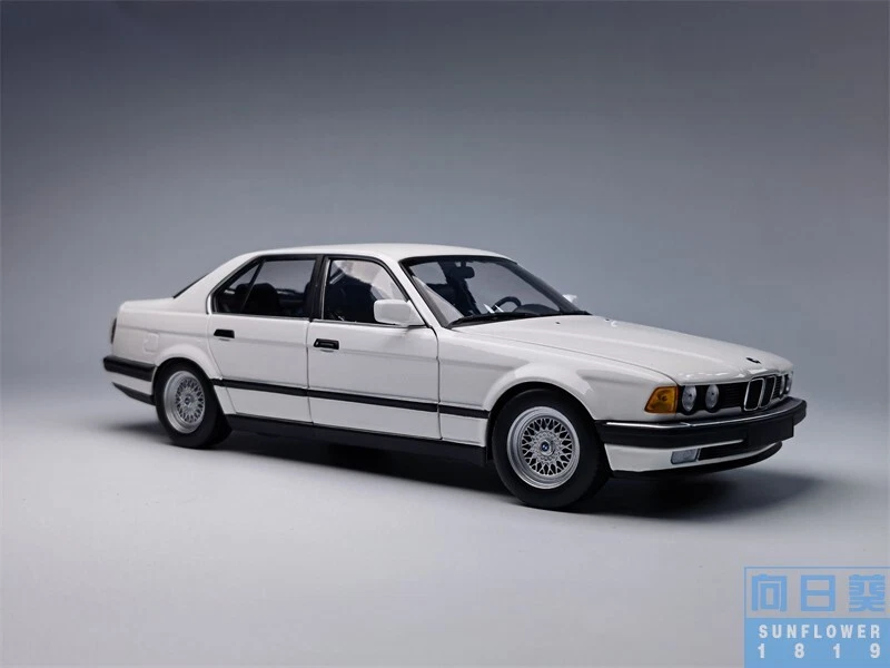 Minichamps 1/18 BMW 730i E32 1986 White Diecast Model Toy Car Gifts For Father - Image 4 of 4