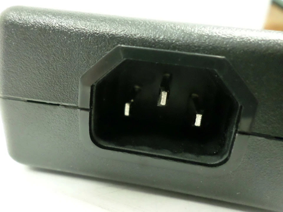 Original LI SHIN LSE9901B1260, 12V 5.0A 60W DIN 4-pin AC Power Adapter Charger - Image 2 of 4