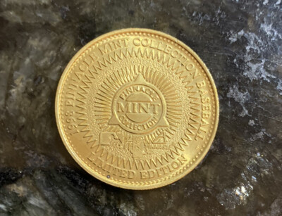 1998 Pinnacle Mint Collection Gold Coin Andy Pettitte Limited