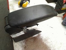 ARMLEHNE Peugeot 208 I (CA/CC/CK/CL) Hatchback 1.4 HDi (DV4C(8HP)) 2012