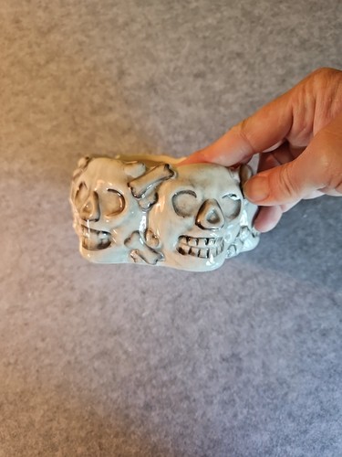Vintage Halloween Skull Bowl Royal Norfolk Skeletons Ceramic Trinket Candy Bowl - Picture 2 of 8