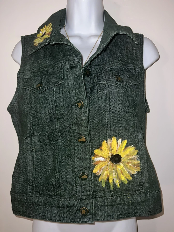 CHALECO VAQUERO PAPAYA RECICLADO PINTADO A MANO GIRASOLES VERDE TALLA GRANDE Foto 2 de 4