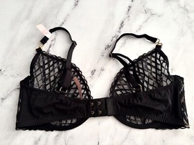 Victoria's Secret Nwt Very Sexy Black w/ Gold & Silver Low Cut Unlined Demi Bra