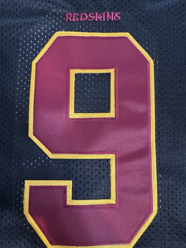 Camiseta retro de los Washington Commanders de la NFL Foto 3 de 4