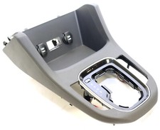 Original Hyundai I30 PD 84651-G4700 Mittelkonsole Blende Verkleidung 84603-G4GG0 Original Hyundai I30 PD 84651-G4700 Mittelkonsole Blende Verkleidung 84603-G4GG0
