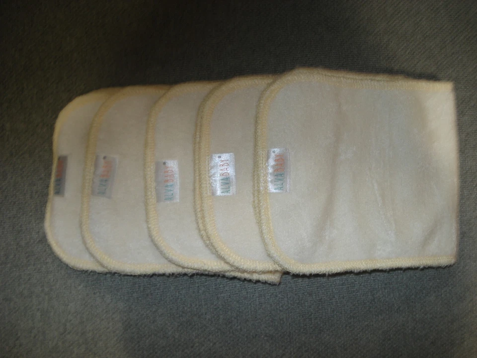 Lot of 5 Alva Baby Cloth Diapers + New Carter 6M baby body suit - Image 4 of 4