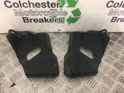 TRIUMPH 750 TRIDENT Links Und Rechts Seitenteile Jahr 1994 Lager 396
