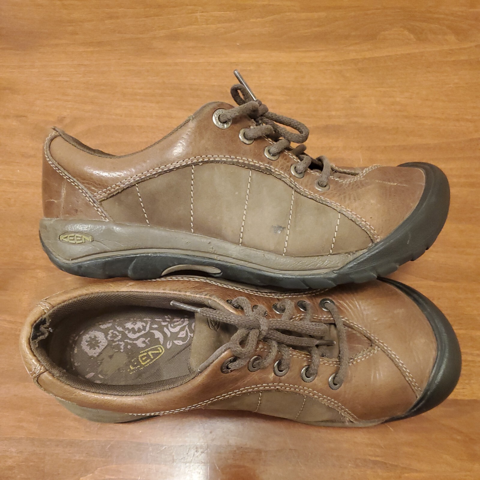 Scarpe Keen Presidio ii donna 8 stivali Oxford in pelle marrone con lacci bassi 1011401 Keen