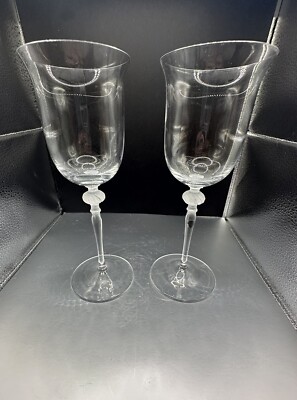 2 Sasaki Crystal Isabelle Water/Wine Goblets Glasses 9 1/8  Frosted Leaf Stem 