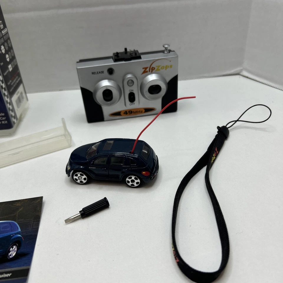 Zip Zaps Micro RC Chrysler PT Cruiser 1:64 Scale Radio Shack - Image 2 of 4