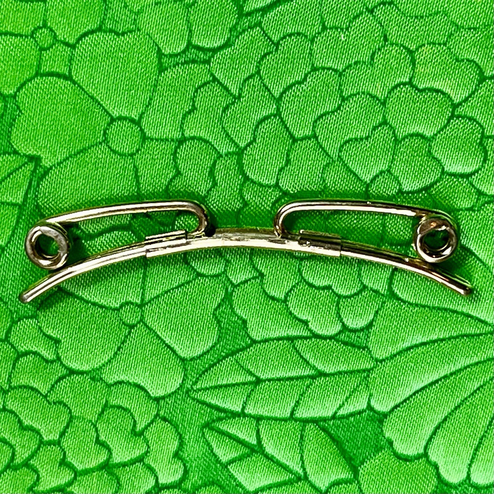 Vintage Swank Gold Tone Collar Clip Stay Scarf Clip Formal Dress Bar Accessory